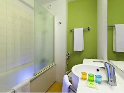 Hotel Ibis Styles Gare Saint-jean Burdeos